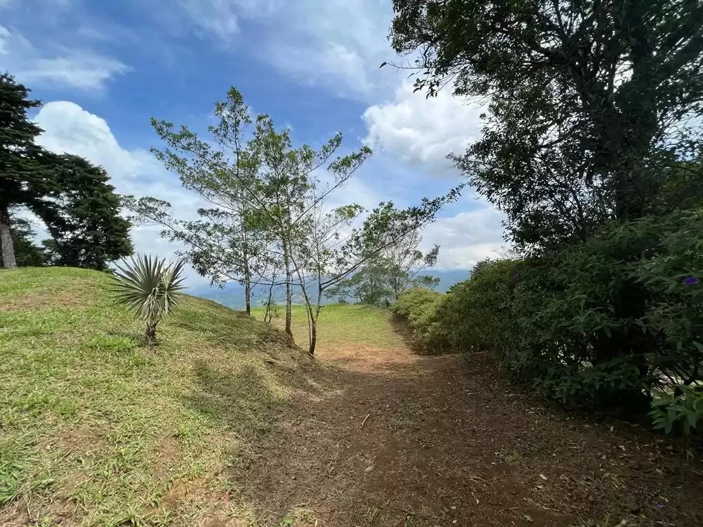 The lot with breathtaking views is for sale in San Ramon de Santiago - Gallery image 7