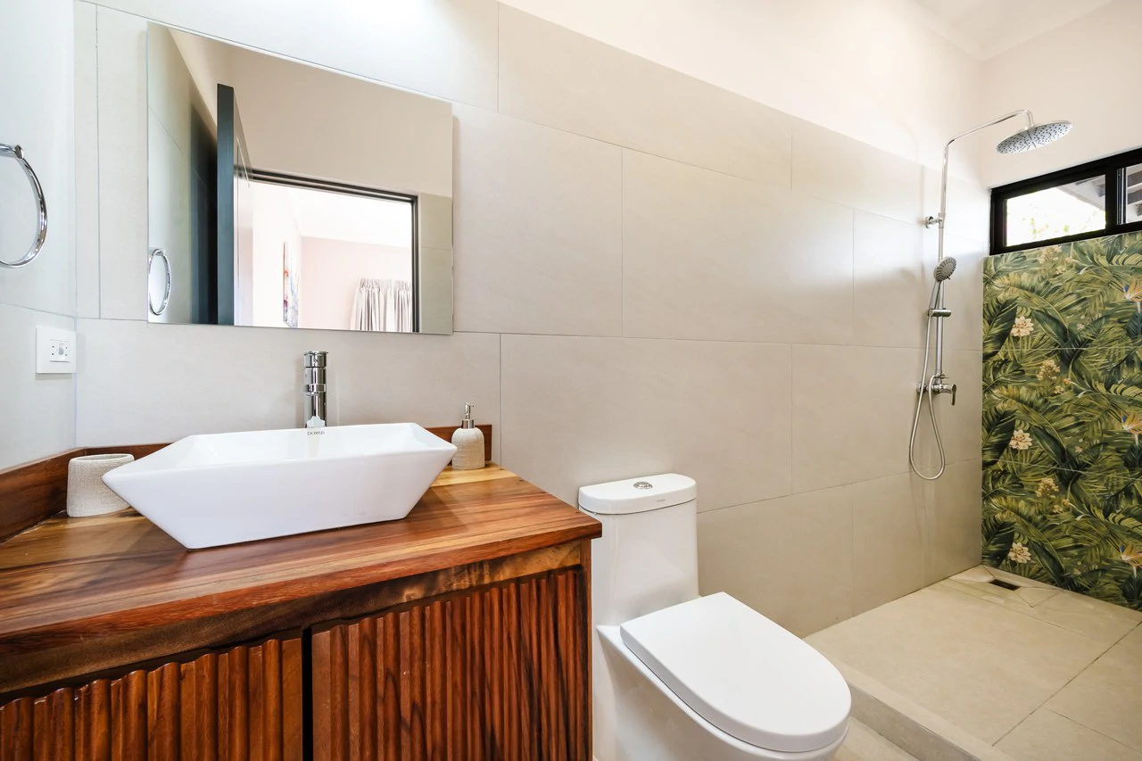 Villa Aurora: New 5BR Luxury Home Minutes from Playa Penca & Potrero - Gallery image 25