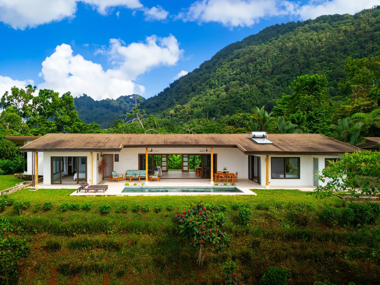 Cascada Sandalo Jaw Dropping Ocean Views!: Mountain House For Sale in Tres Rios - Gallery image 2