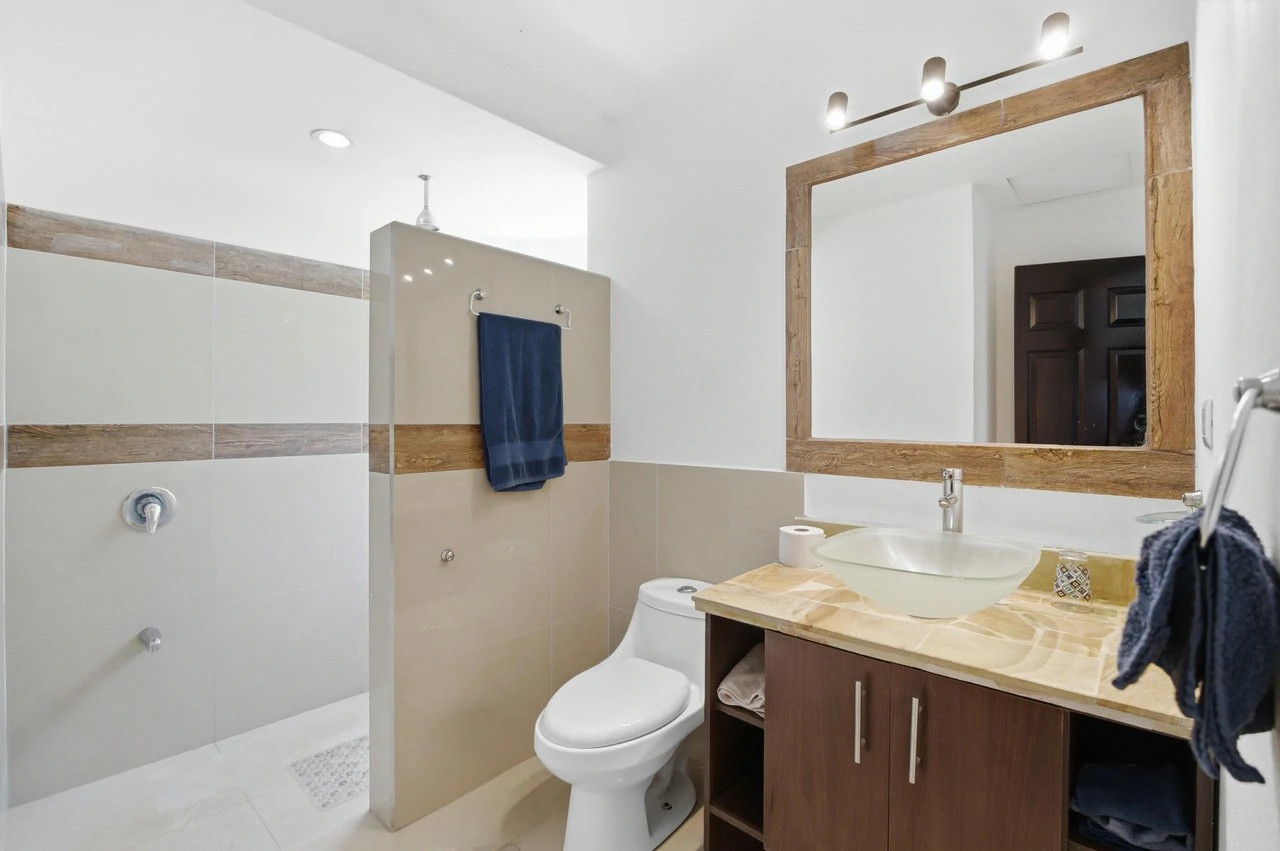 Villa 49: Turnkey 1 Bed Villa, Gated Playa Lagarto Eco Development - photo 5