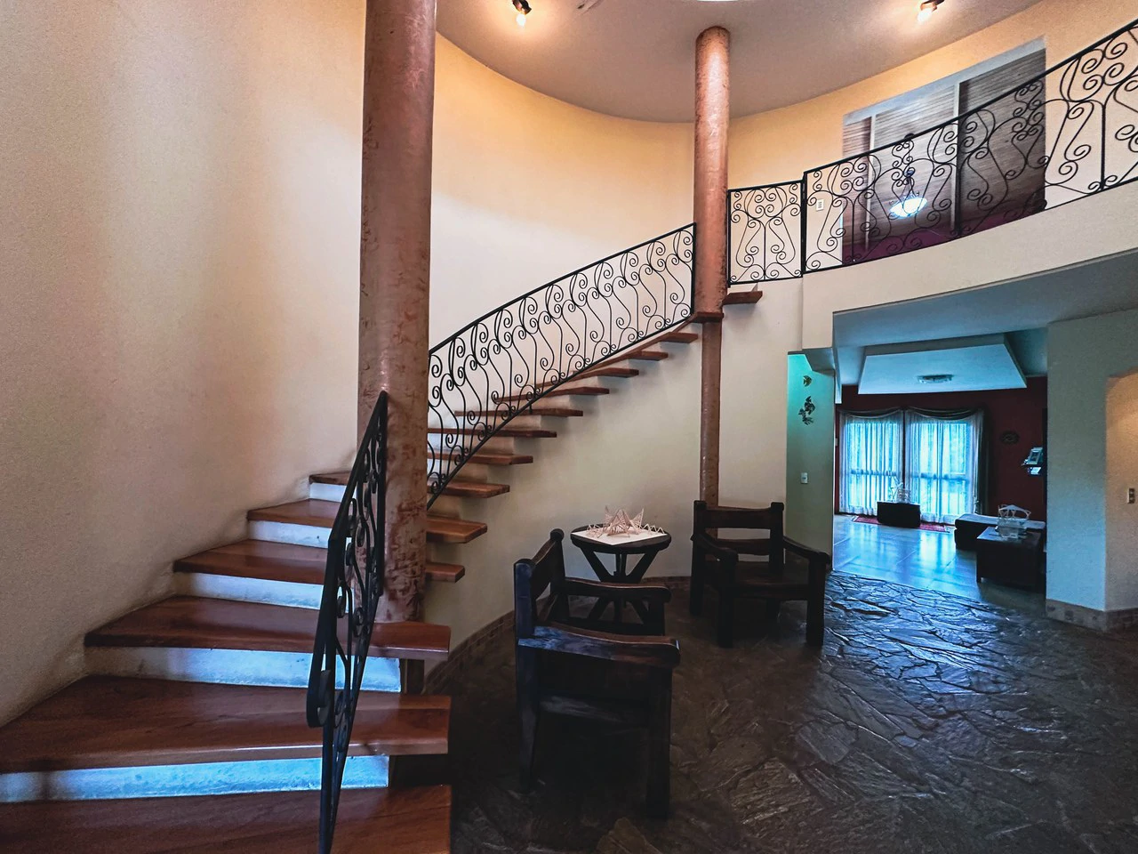 Mountain House For Sale in San Miguel - Gallery image 13