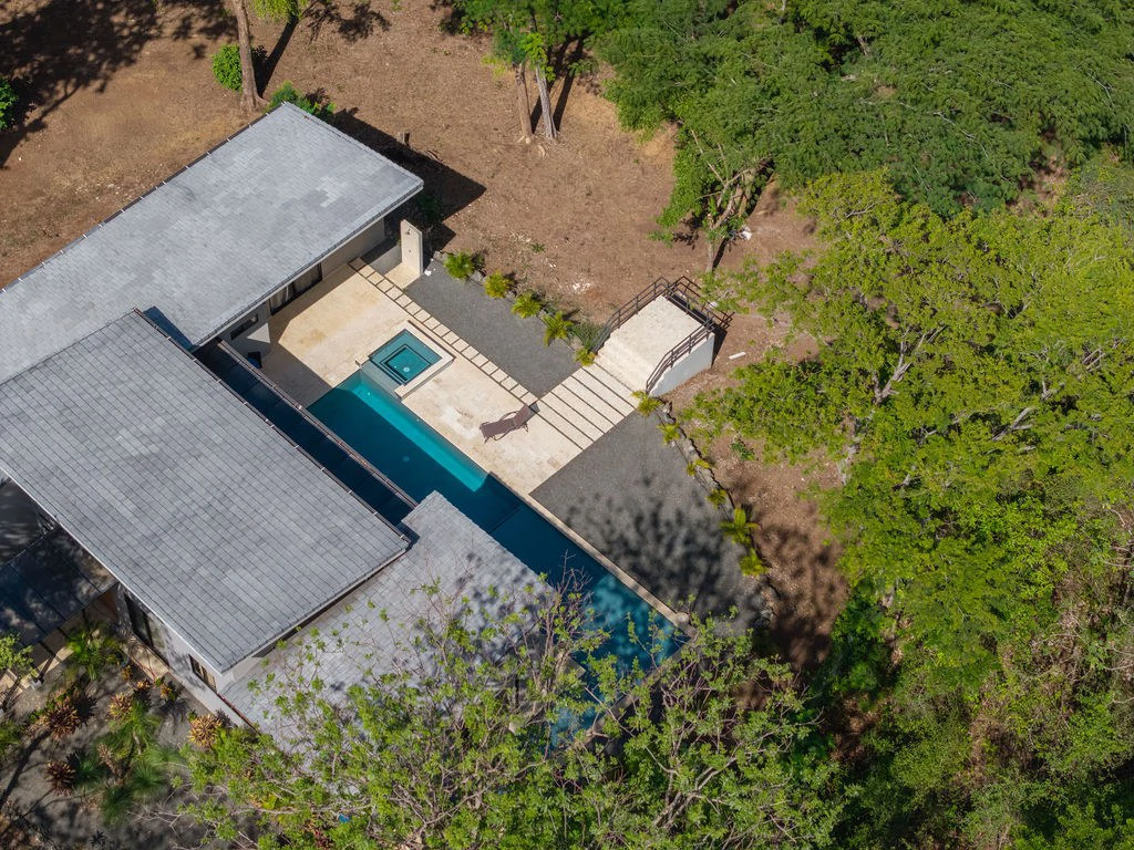 Casa Avalon: New 4-Bedroom Home on 1.48-Acre Lot – Build 2 More Structures, Just Minutes from the Beach! - Gallery image 47