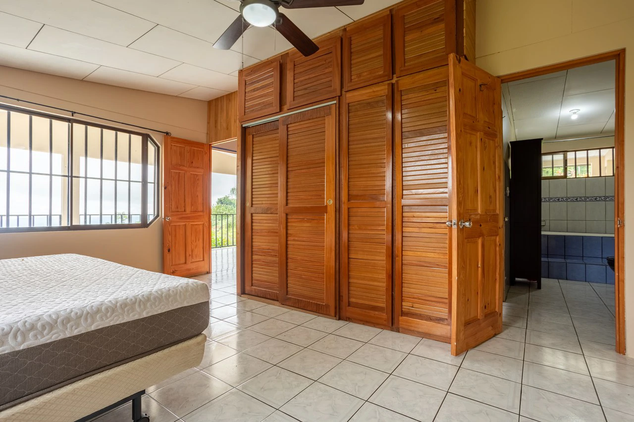 Expansive 27 Acre Farm with Residence in San Isidro del General - Gallery image 33
