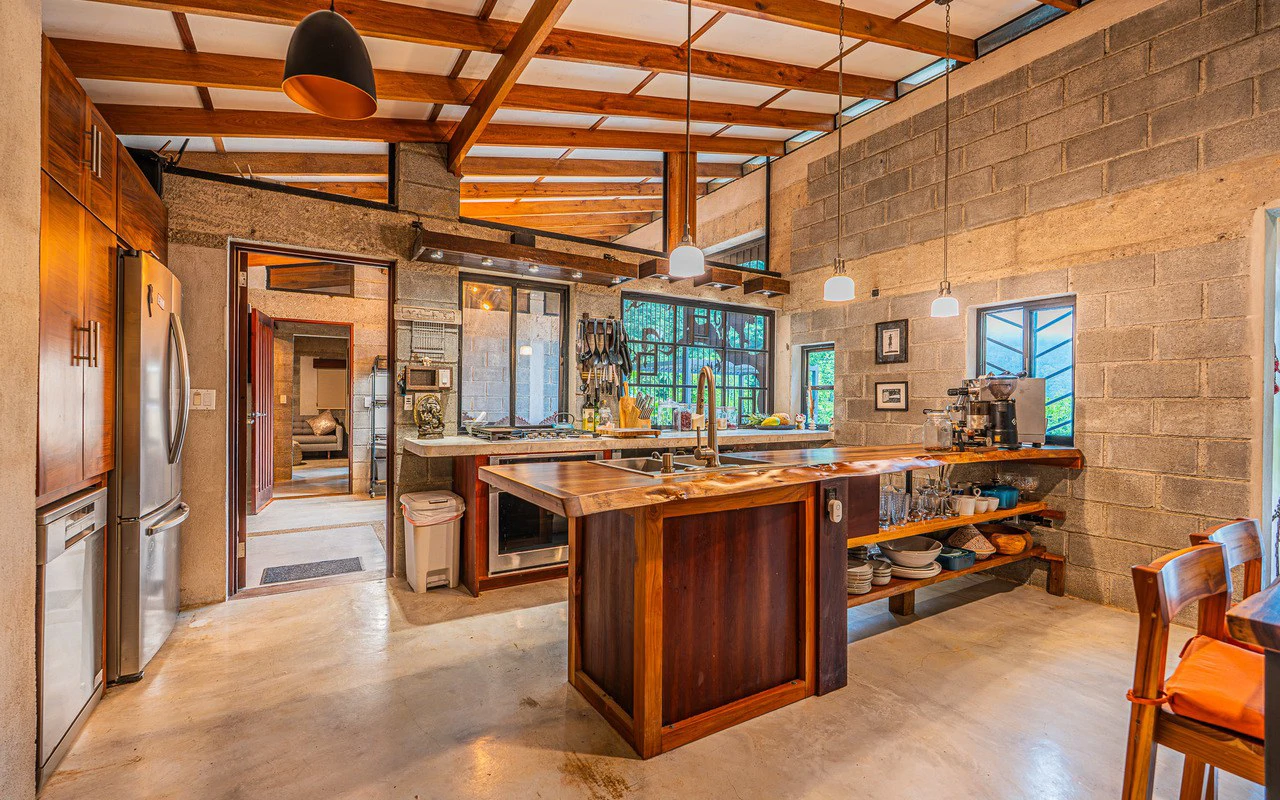 Off Grid Luxury Estate Micro Regenerative Homestead Tinamastes - Gallery image 17