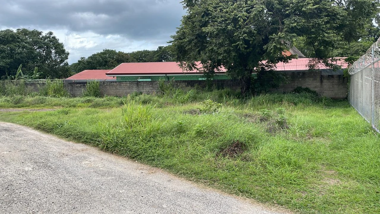 Commercial property for sale in Liberia center in front of the Mall on the main Inter american highway # 1 - Gallery image 2