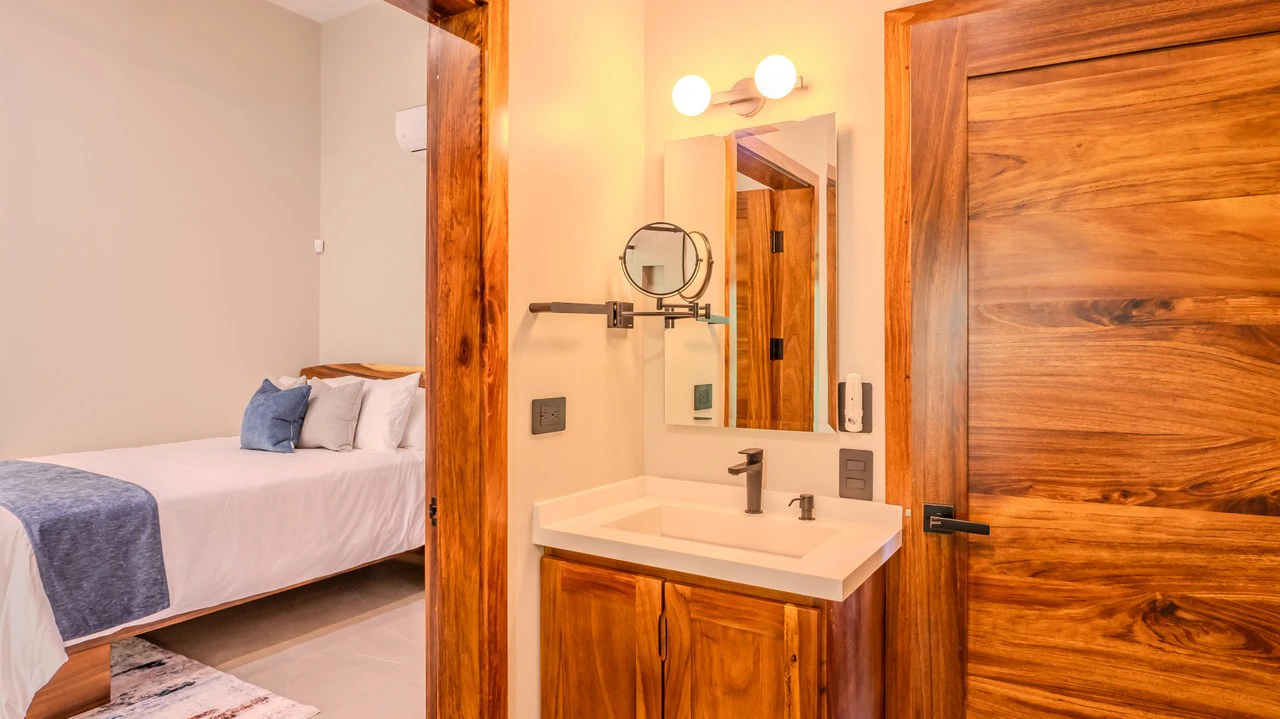 Luxury 3 Bedroom Home with Ocean Views in Downtown Uvita - Gallery image 80