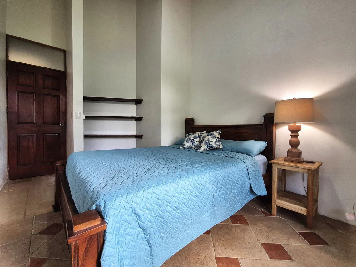 Casa Ora: Price Reduction - Charming Renovated Home with Expansion Potential, Close to All Amenities. - Gallery image 15
