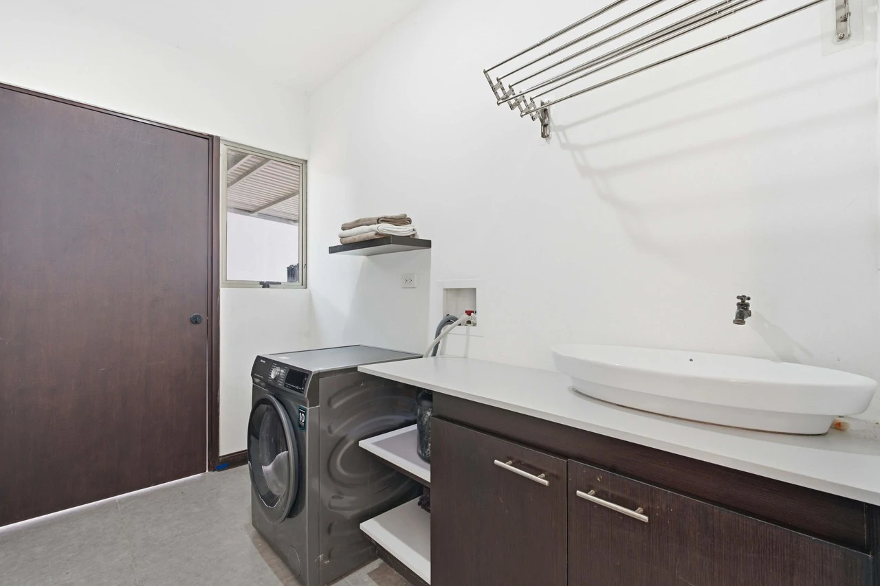 Casa Mykonos: Modern Coastal Living with Private Pool in Surfside Playa Potrero - photo 19