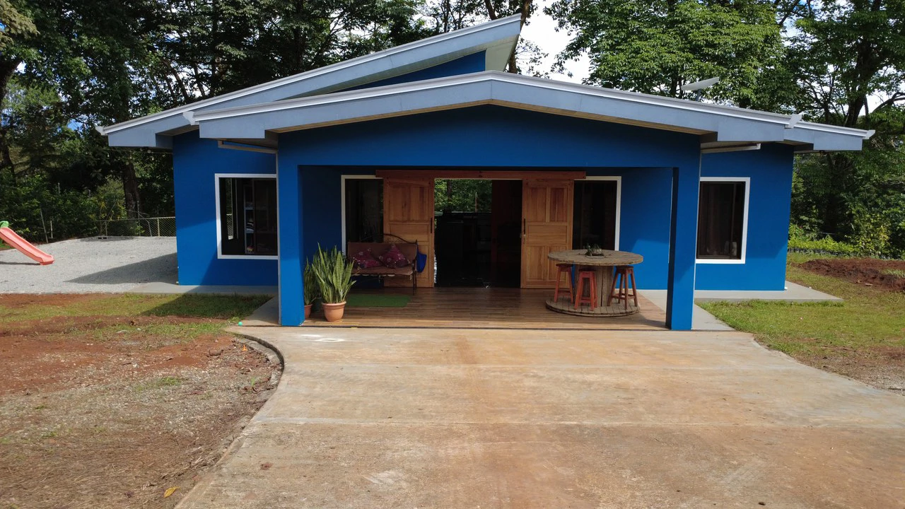 Countryside House For Sale in Buenos Aires