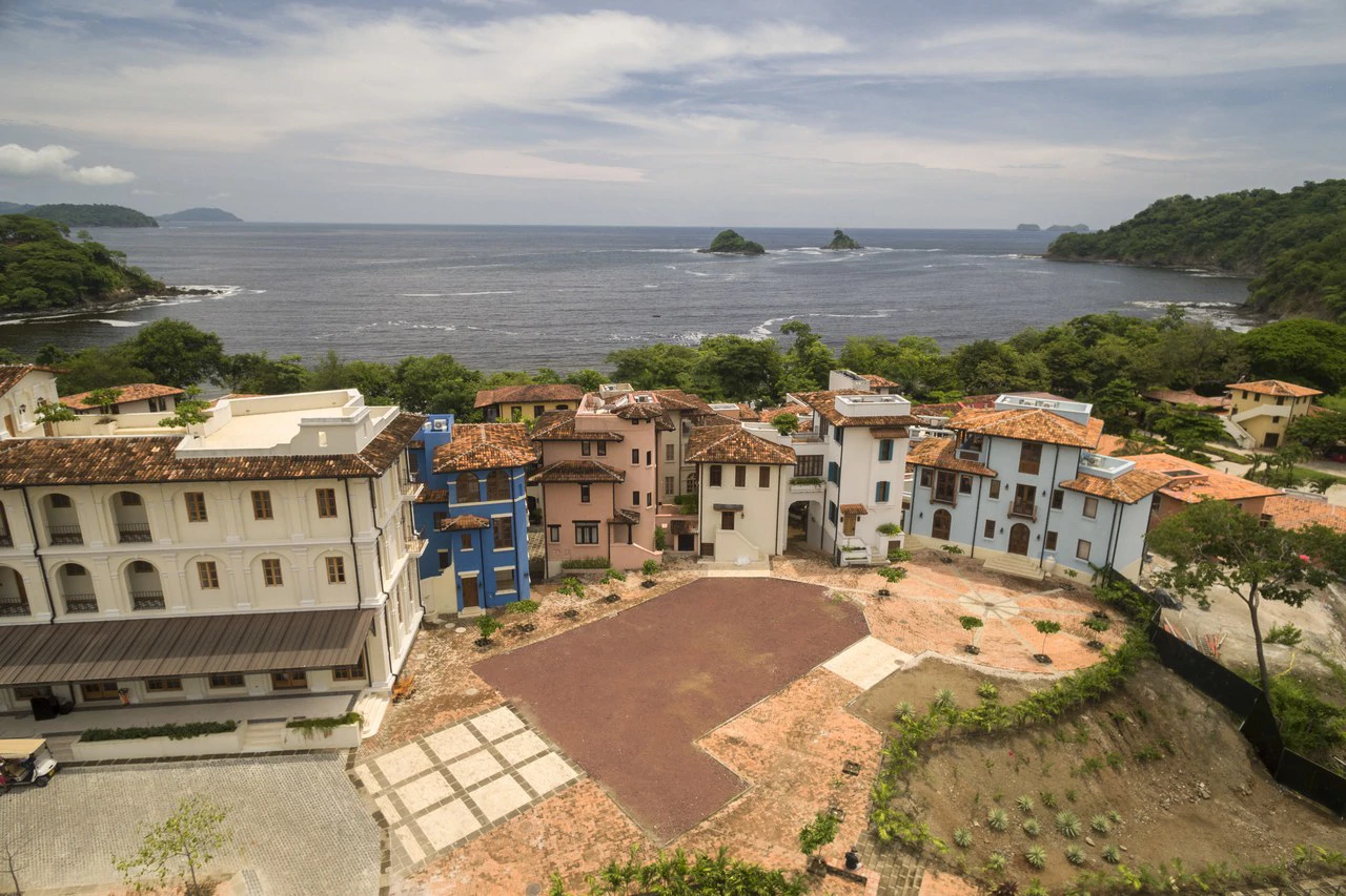 7 Calle La Ronda: Elegant 3-Story Ocean View Hillside Home in Las Catalinas - Gallery image 44