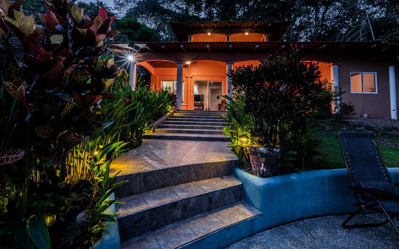 Whale's Tail Ocean View Estate with Extra Lot in Between Uvita and Dominical - Gallery image 68