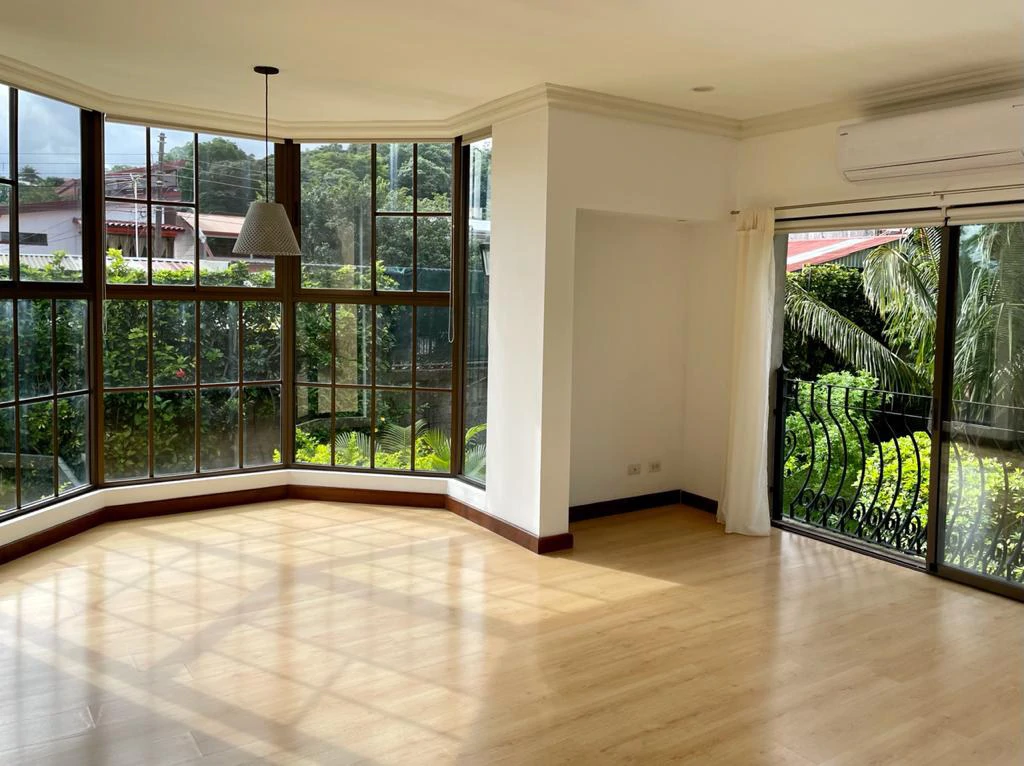 Sale of Apartment in Brasil de Mora San José Costa Rica - Gallery image 4
