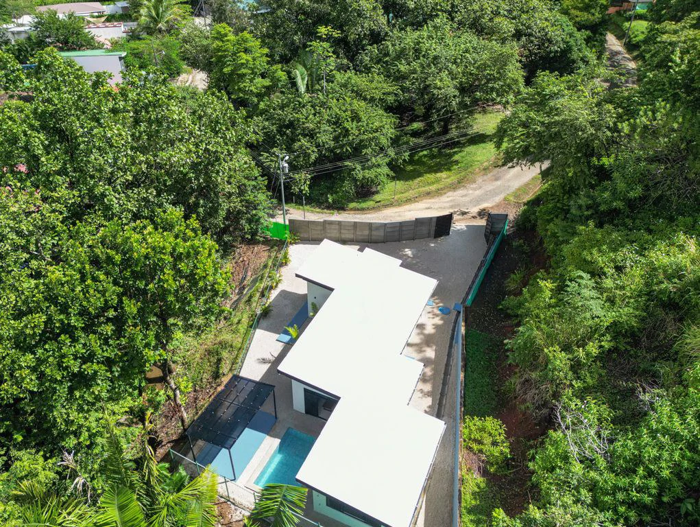 Casa Quetzal del Bosque: Turnkey Tropical Living with Income Potential – Just 5 Minutes from Carrillo Beach - Gallery image 16