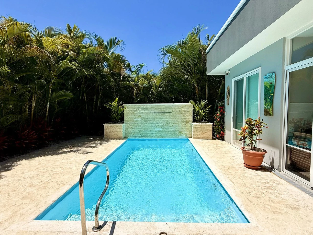 Brisas del Mar 29: Solar-Powered Home for Sale in Costa Rica - photo 2