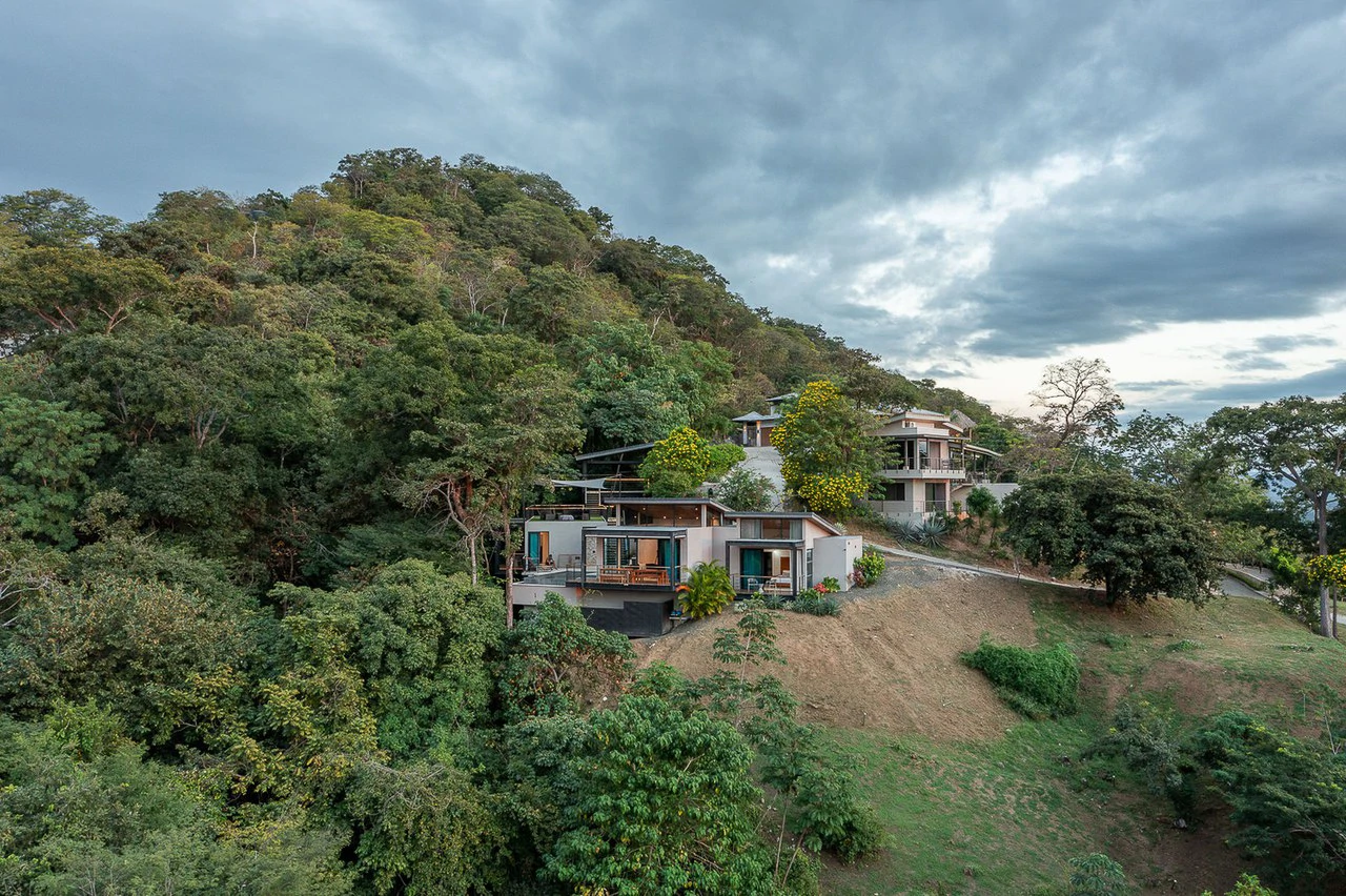 Casa San Pedro: Unique Home in Exclusive Gated Community - Gallery image 2