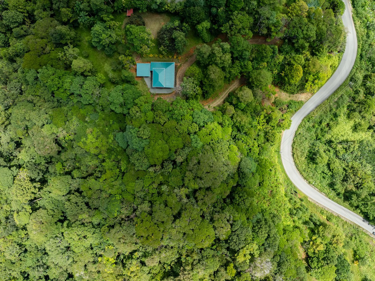 Home with Additional Building Areas and Creek on 3.5 Acres - Gallery image 56