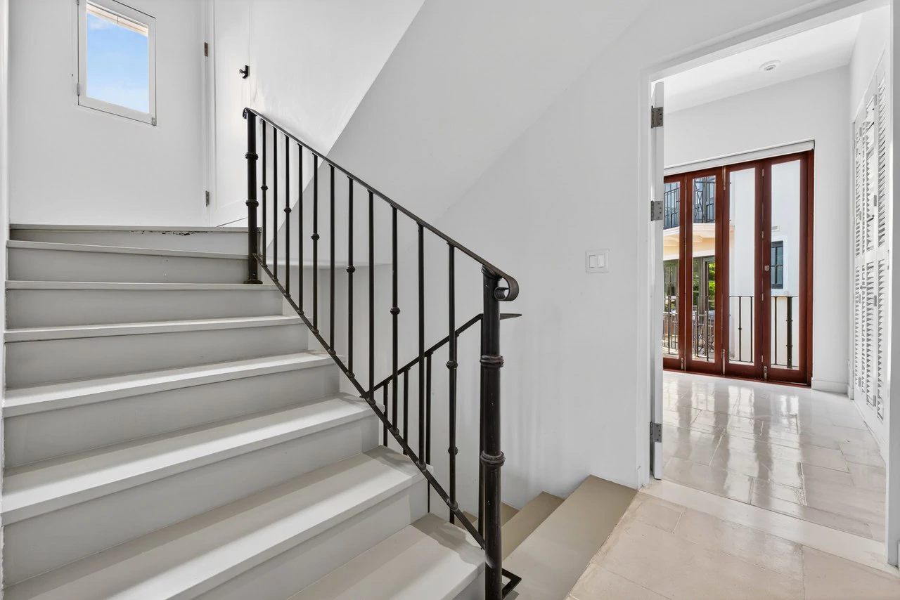 25 Paseo Del Mar: Best-Priced Beachfront Home in Las Catalinas - Gallery image 32
