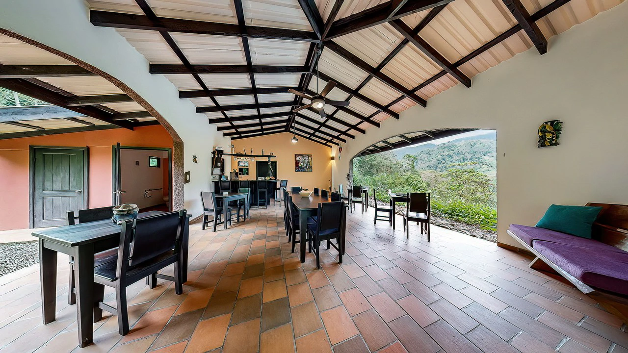 A TRANQUIL HAVEN: PRIME INVESTMENT OPPORTUNITY IN UVITA'S LUSH RIVER ENCLAVE: Mountain Hotel/Resort/Hostel For Sale in Uvita - Gallery image 49