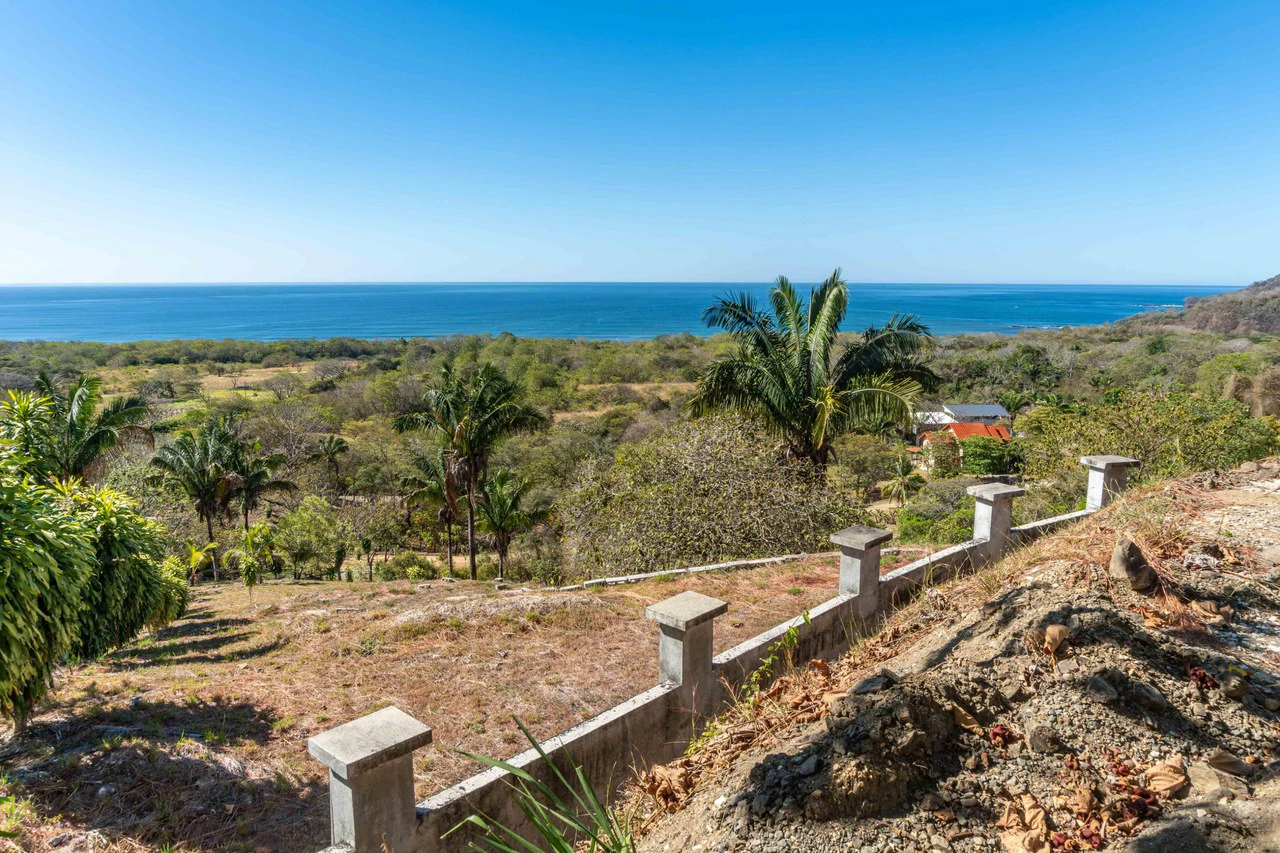 Oceanview Three Parcel Lot in La Reserva - Gallery image 17