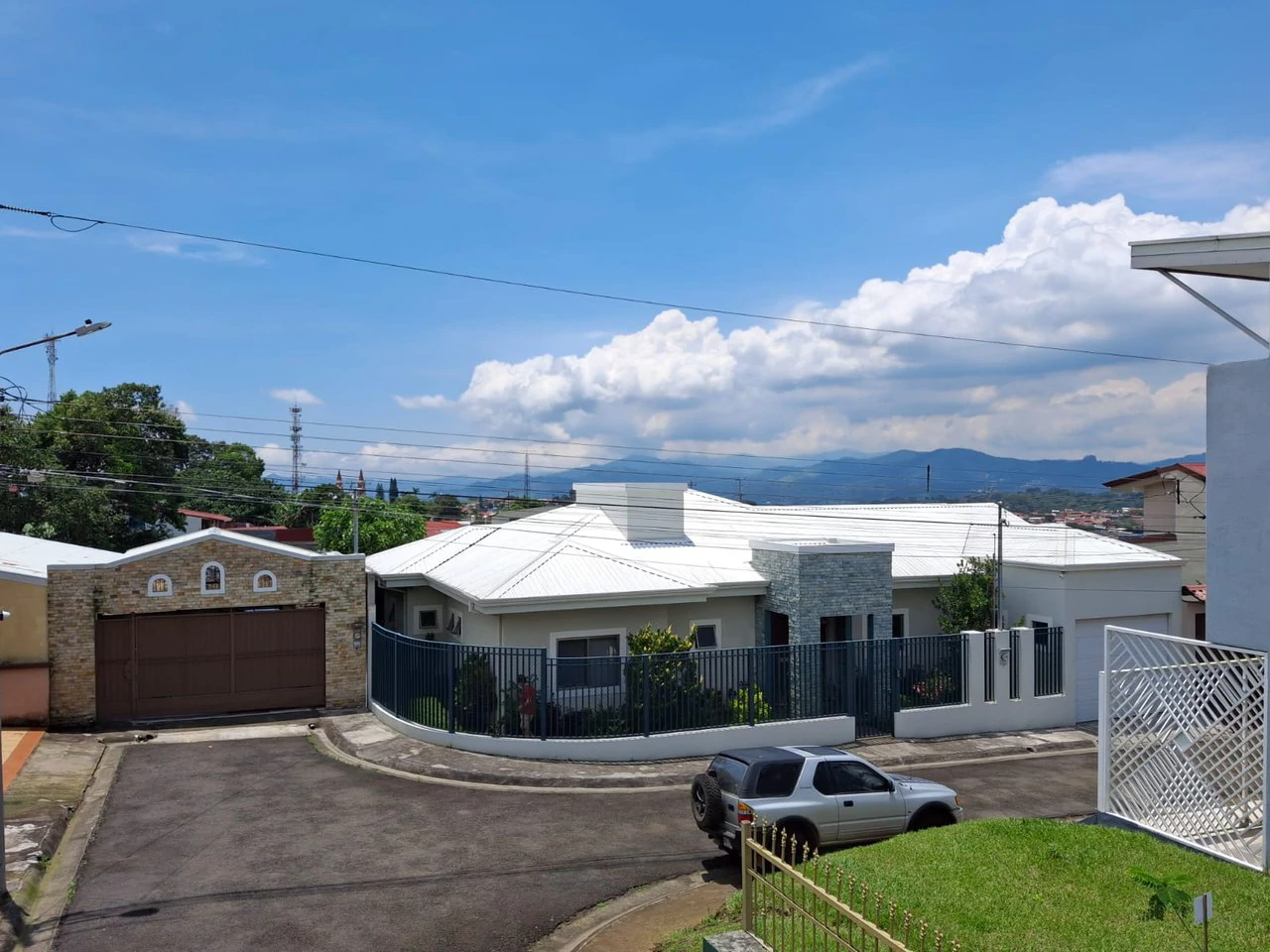 Casa Naranjales: 5 bedroom 2 story home in central Grecia - Gallery image 13