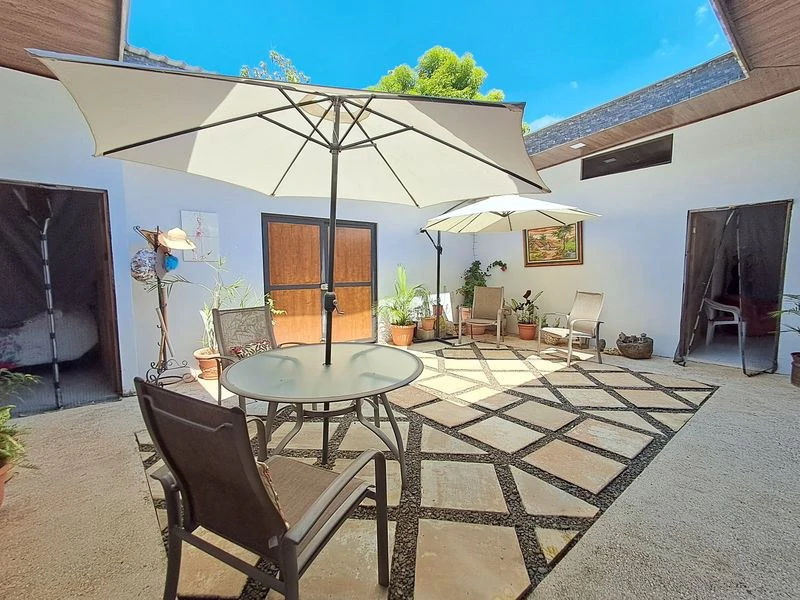 Casa Teresita: Charming 3-Bedroom Home with Garden – 15 Minutes from Sámara - Gallery image 2