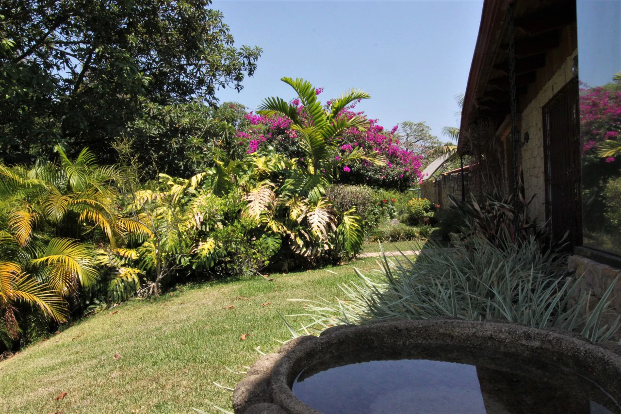 La Garita Alajuela: Villa Linda Vista: Secluded Luxury Retreat in La Garita Alajuela, Costa Rica, La Garita, Alajuela