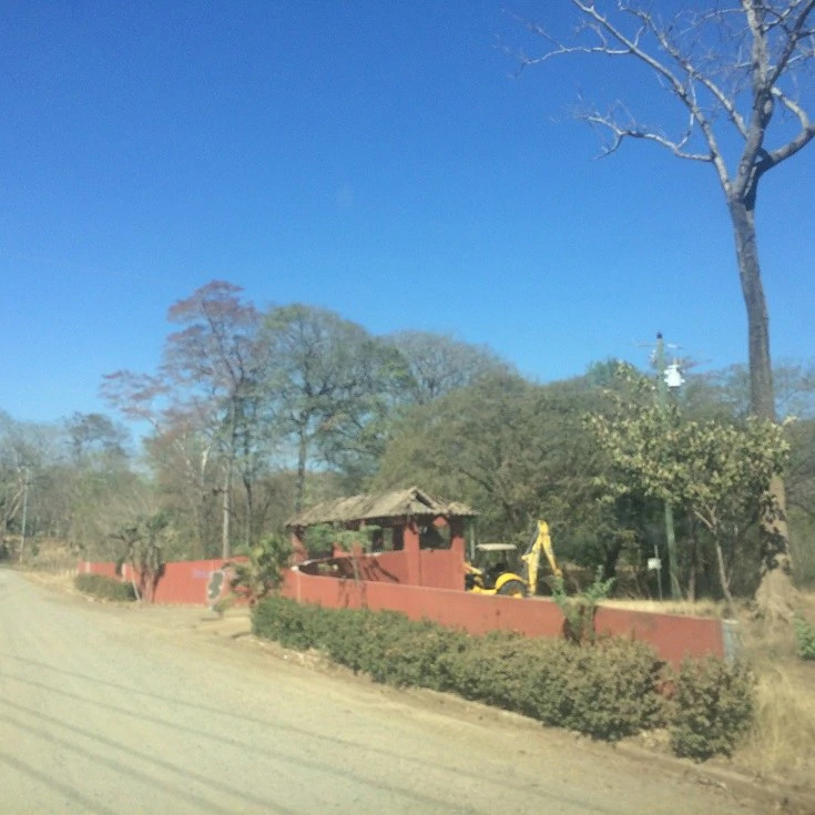 Excelente oportunidad: Excellent opportunity. Big property close to Playa Potrero