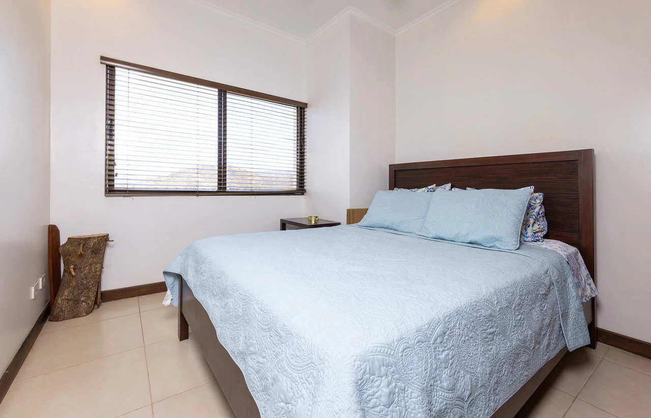 Flamingo Towers 23: Stunning ocean view, vacation home or rental income. - Gallery image 10