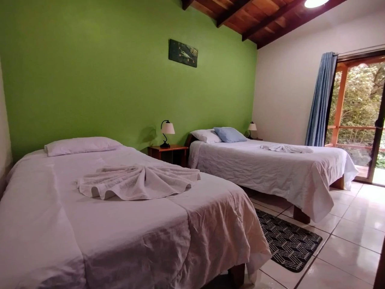 2 Acres with 4 houses Centrally located in Monteverde BV0224: Turn-Key Accommodations Business on 2 Acres Just 5 Minutes from Santa Elena – Surrounded by Nature, Ready to Grow - Gallery image 19