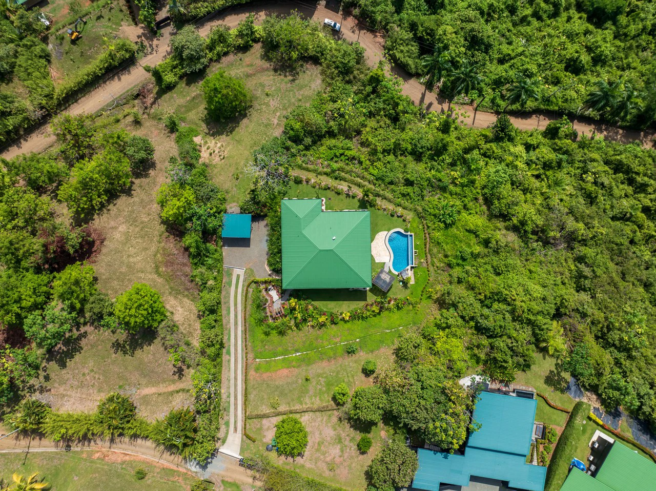 Luxury Ocean View Home with Infinity Pool in Hills of Portalon – Move-In Ready - Gallery image 4