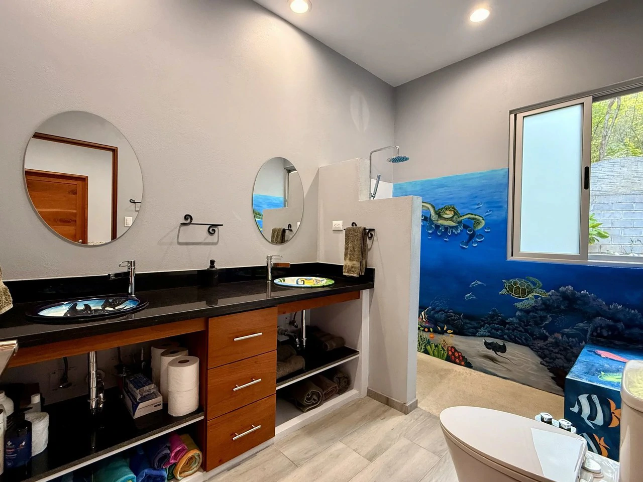 Casa Tortuga: $649,000 USD  Home, Guest House & Commercial Property Near the Playa Organos Beach on the Nicoya Peninsula - photo 6