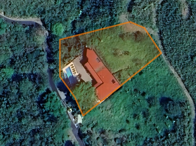 Lot #10: High-Yield Boutique Hotel & Wellness Retreat with turn-key 10BR Investment | 60 Mins to SJO Airport