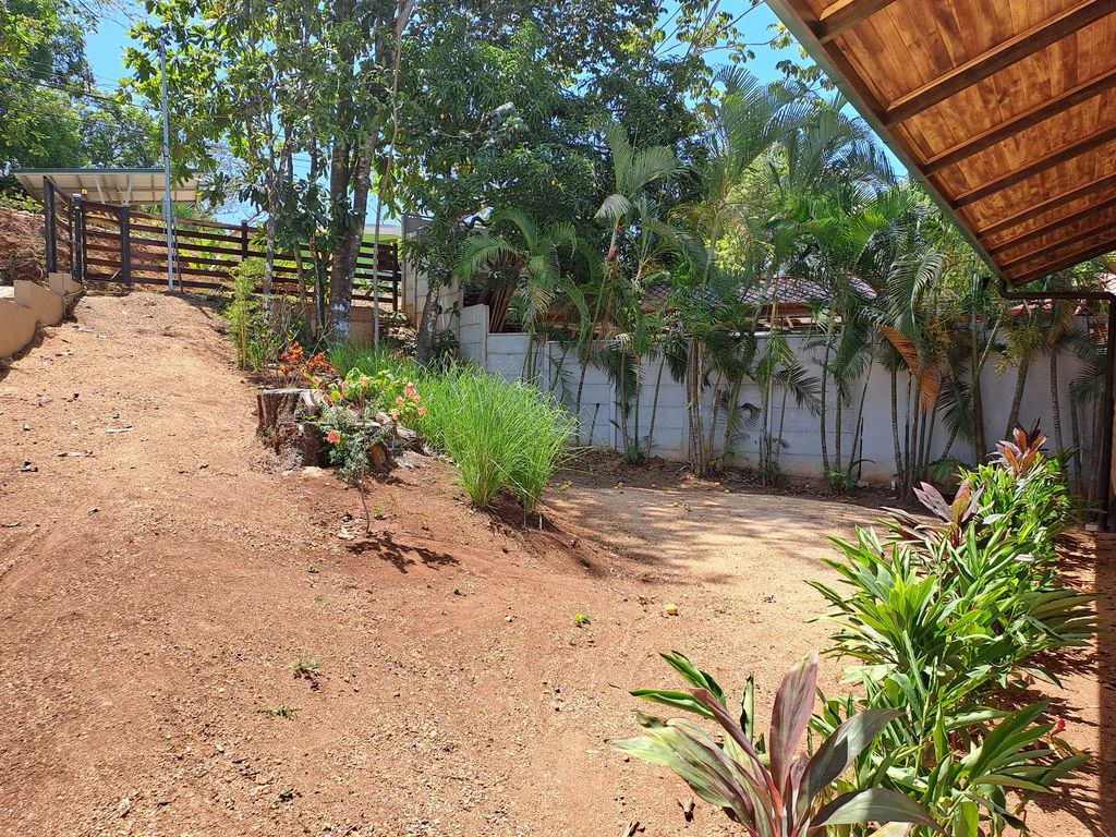 Compound Cooper: Compound Cooper includes Casa Cooper - a Newly constructed in 2023 - 2 Bedroom 1 Bath home set on a spacious 703 m2 lot and Lote Cooper which is 2485 m2 of flat buildable land - both - Gallery image 17