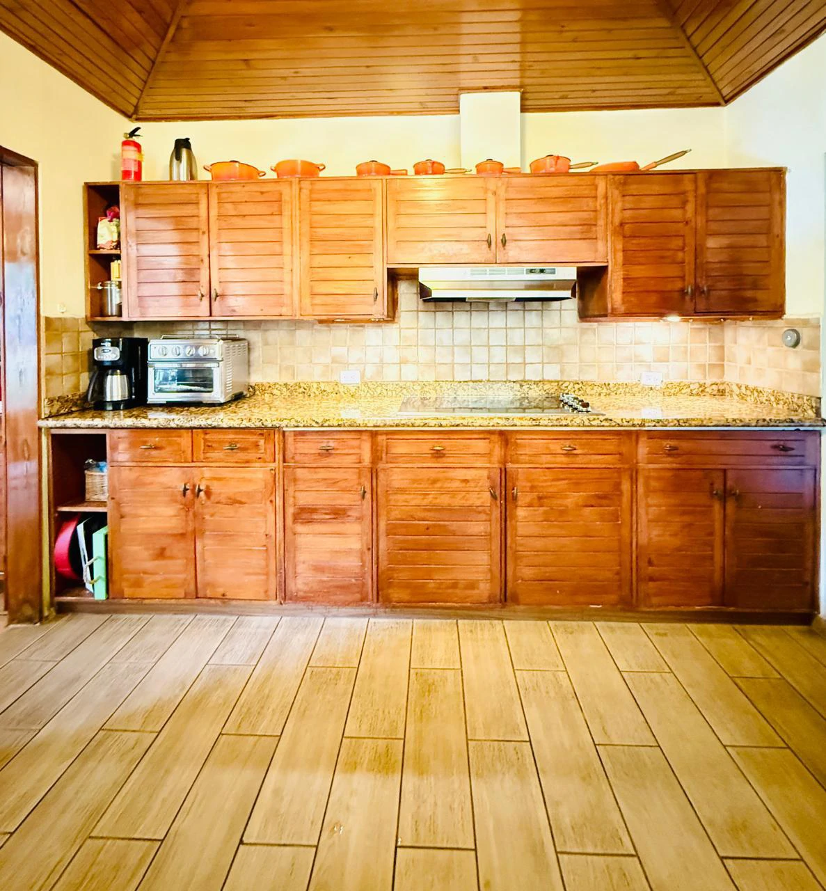 Detached single-family home for sale Costa Rica Escazu with big garden - Gallery image 5