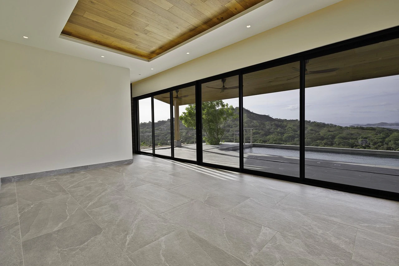 Coco Bay Estate #23: Ocean View Modern Residence - Gallery image 12