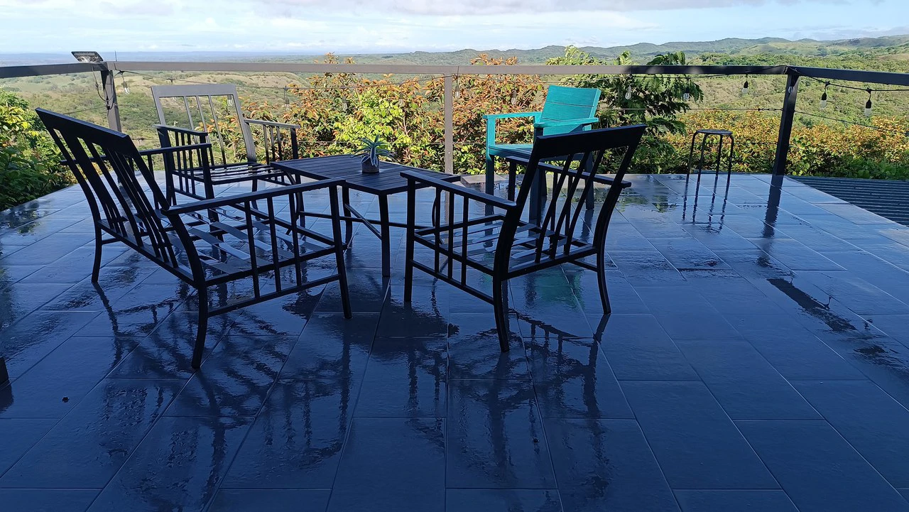 Hill top house with amazing sunset views GB0125: Peaceful Retreat with developing Potential: Property with 2 Homes and Panoramic Views in Guayabo de Bagaces - Gallery image 34