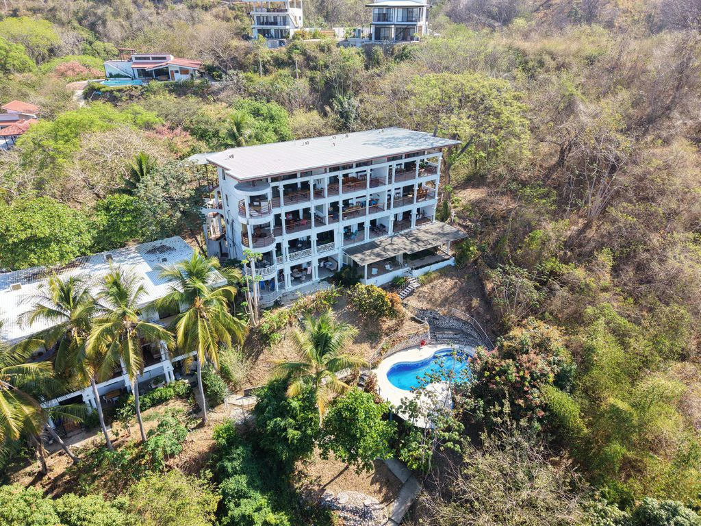 Condo Pacific Dream: Exceptional Opportunity in Samara – 1-Bedroom Condo with Ocean View - Gallery image 15