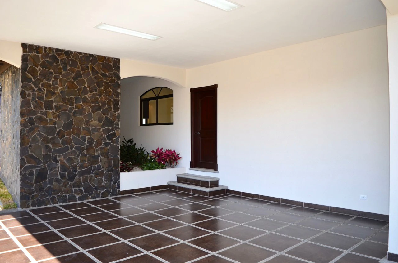 Mountain House For Sale in San Isidro - Gallery image 44