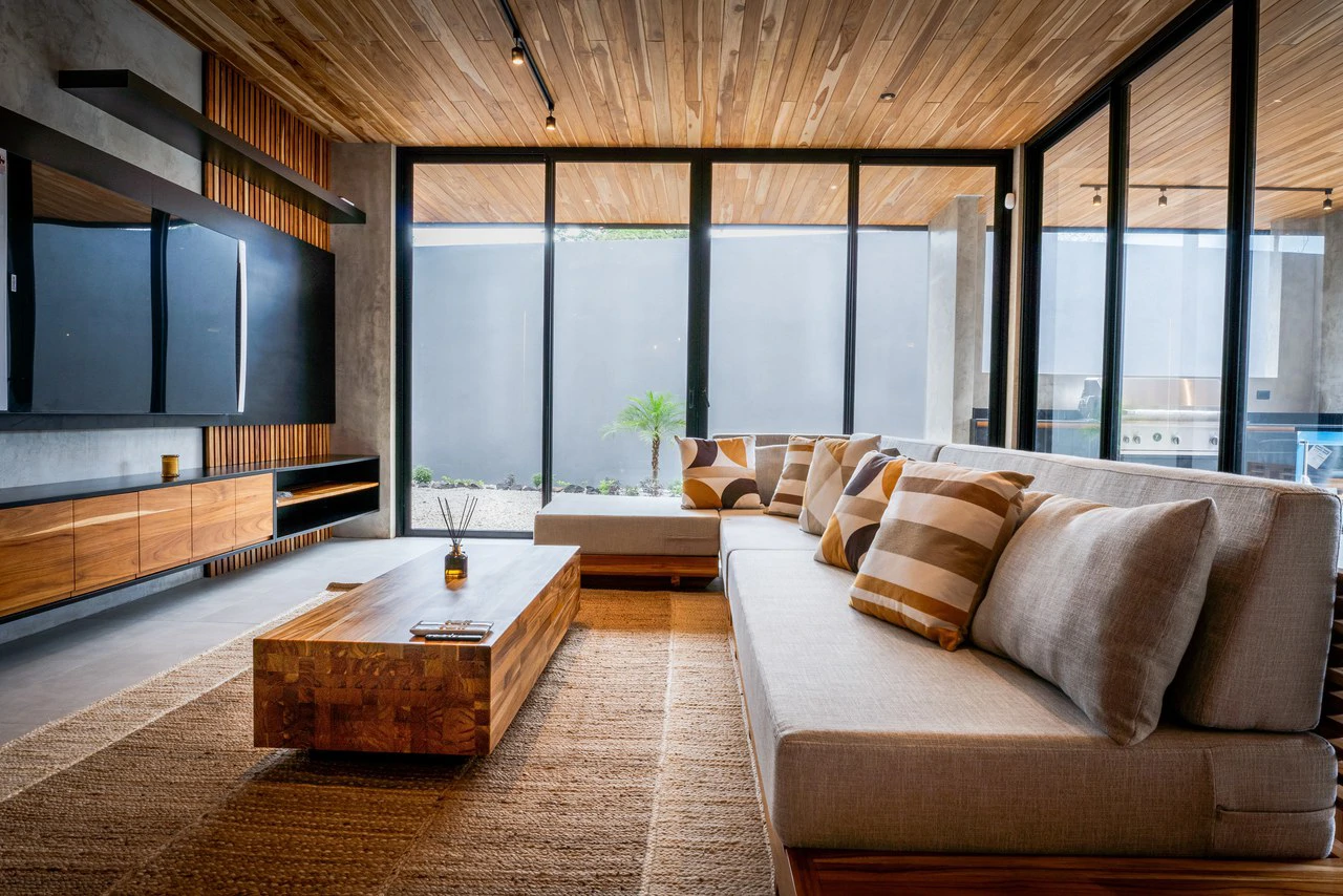 Casa Uchuva: Architectural Harmony of Wood, Stone, and Light - Gallery image 17