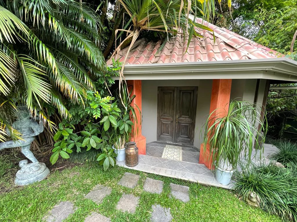 House for sale with pool in Guachipelin Escazu Costa Rica - Gallery image 29