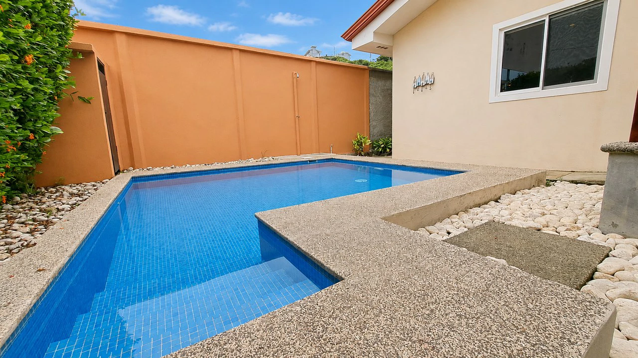 Modern Jacó 3-BR Home with Private Pool in Gated Community - Gallery image 5