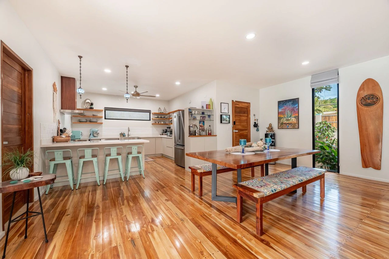 Casa Loto Azul: Exceptional Residence in Palm Beach Estates — Walk to Beach & Dining - Gallery image 10