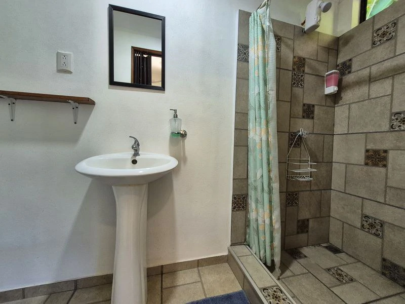 Entre Palmas Retreat: Near the Coast House For Sale in Playa Samara - Gallery image 21