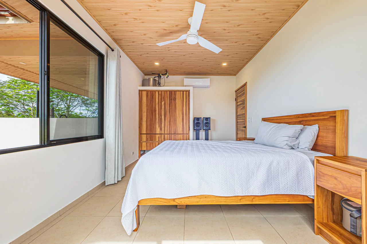 Ocean View Home with Cano Island And Whale Tail Views | San Josecito: Mountain House For Sale in Ojochal - Gallery image 17