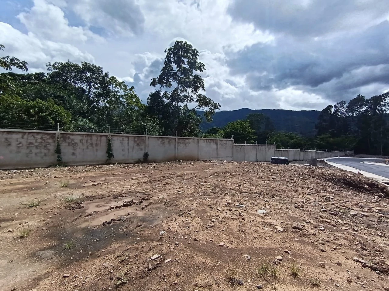 Lot for sale in gated community mountain view Cachi Cartago Costa Rica - Gallery image 10