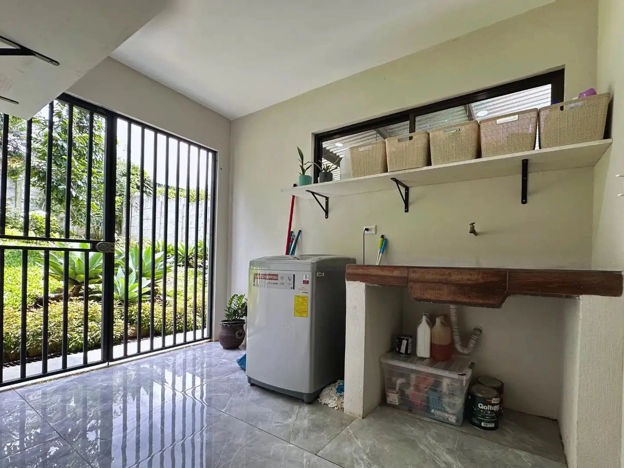 Sale of Magnificent Modern House in Zaragoza Palmares Costa Rica - Gallery image 5