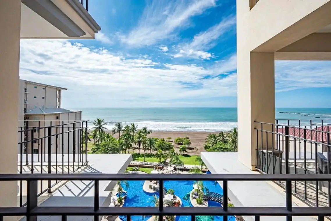 Beachfront Ocean View 1-BR Condo at Croc’s Resort & Casino – Jacó - Gallery image 5