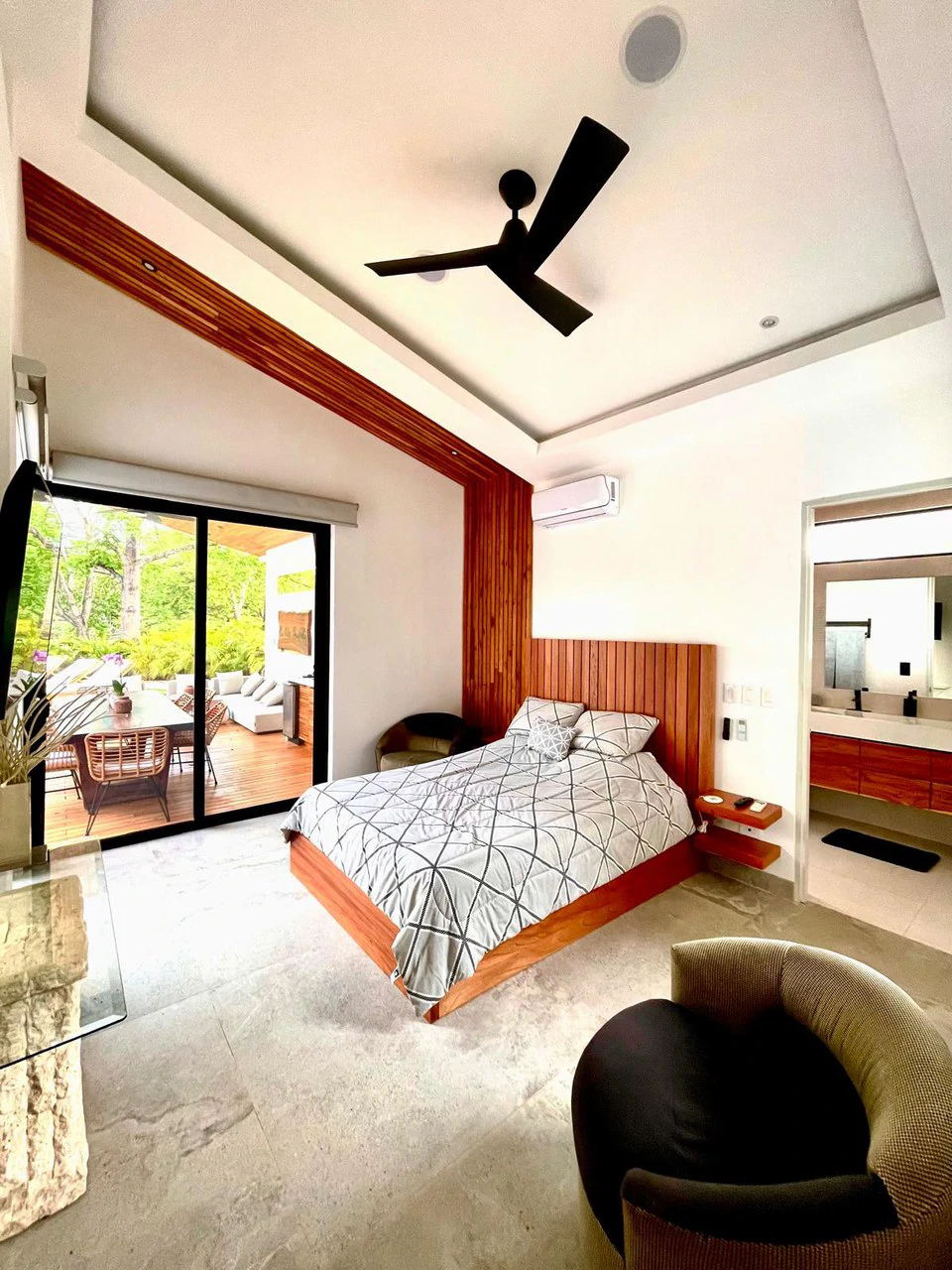 Casa La Ola Perfecta: Luxury 5-Bedroom Home with Pool Near the Beach in Hacienda Pinilla - Gallery image 15