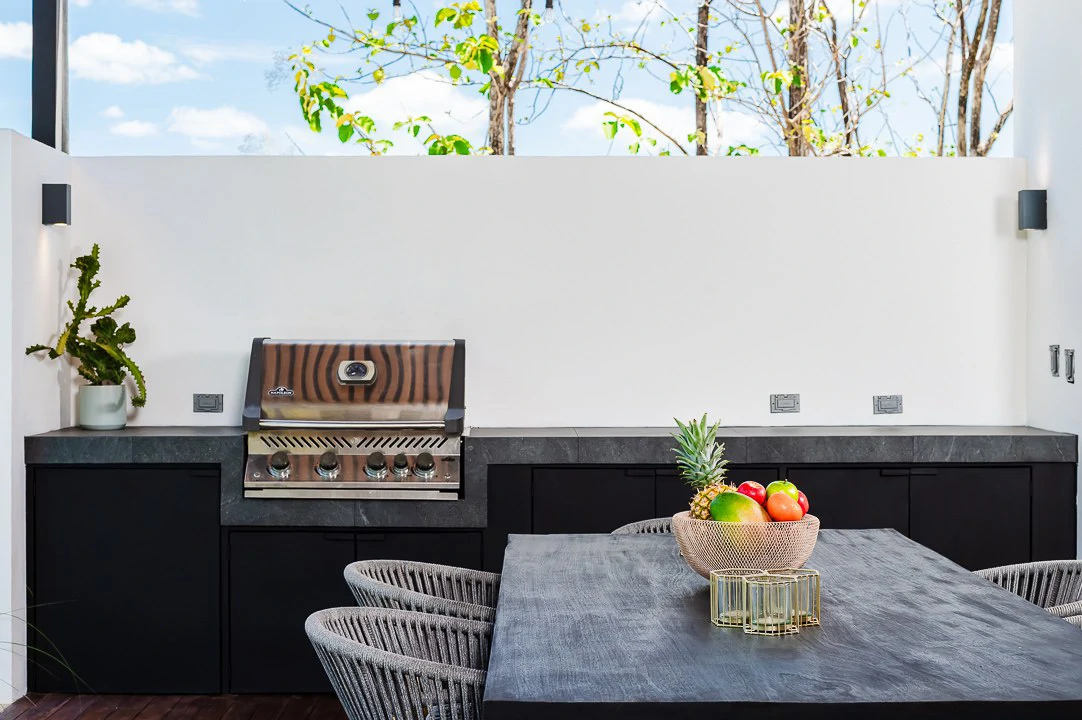 Casa Kalachuchi: Gorgeous Modern Jungle Oasis with Sunset Views in Gated Community - Gallery image 37