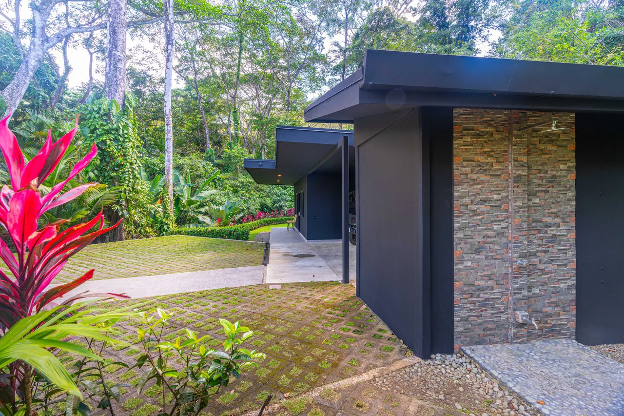 Escaleras Modern Elegance with Ocean Window Views and Jungle Tranquility, Dominical Costa Rica - Gallery image 52